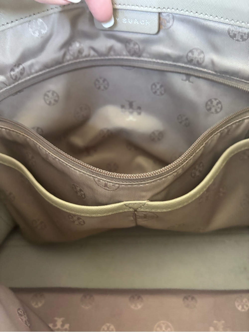 Tory Burch Taupe/Gray Computer bag - Picture 9 of 12
